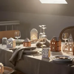 Pepparkakshus ljuslykta Large Brun