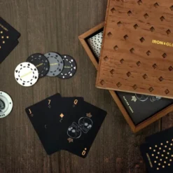 Pokerset Dead Man's Hand i trälåda