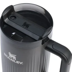 Quencher H2.0 Fluted tumbler 1,18 L svart