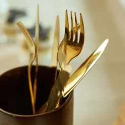 Raw bestickset 40 delar guld