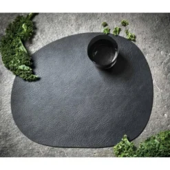 Raw Buffalo Bordstablett 33,5x41 cm Svart