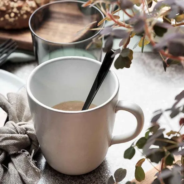Raw Mugg med öra 35 cl Vit