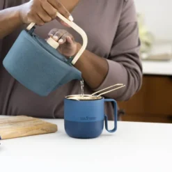 Rise mugg 41 cl med fliplock Stellar