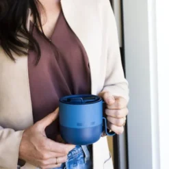 Rise mugg 41 cl med fliplock Stellar