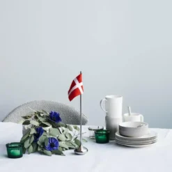 Ro Bordsflagga Dansk H35 cm Silverfärgad