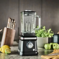 Select blender 1,6 L 1000W matt svart/klar