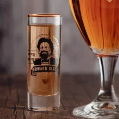 Shotglas No 7: Livet på en