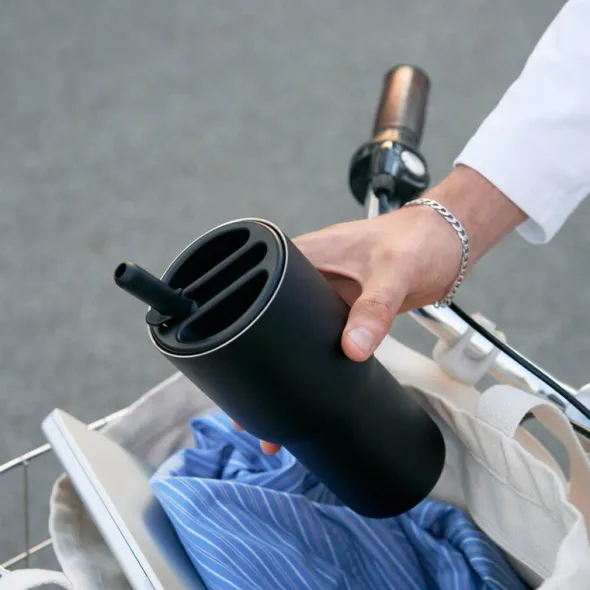 Sip'n'Go termo-mugg 0,9 L svart