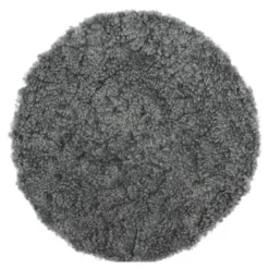 Sittdyna New Zealand fårskinn kort ull 34 cm light gray