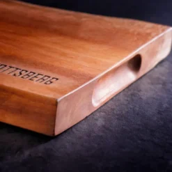 Skärbräda i trä 35x18 cm