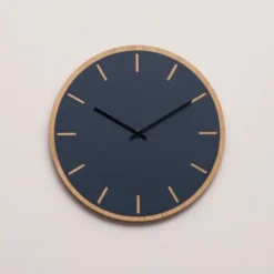 Smokey Blue väggklocka 28 cm blå med svart visare