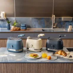 Sous Chef brödrost 800W marinblå