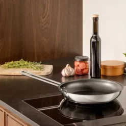 Stainless Steel stekpanna 24 cm Slip-Let® beläggning