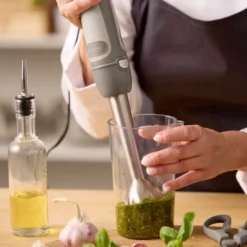 Stavmixer 1000W med tillbehör latte