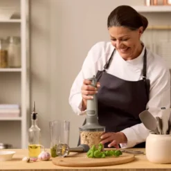Stavmixer 1000W med tillbehör latte