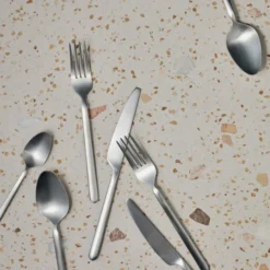 Stella bestickset 16 delar matt rostfritt stål
