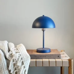 Stockholm 2.0 portabel bordslampa 30 cm indigo