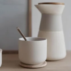 Theo Mugg Med Underlägg Sand