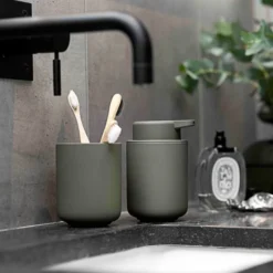 Ume tvålpump 250 ml olive green