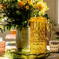 Vanity tillbringare med lock 1,75 L bioplast Saffron yellow
