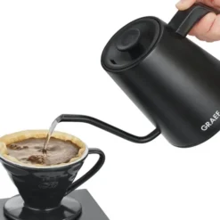 Vattenkokare pour over GK502 0,9 L 1200W matt svart