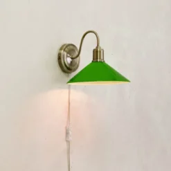 Vela vägglampa 21 cm antik mässing/grön