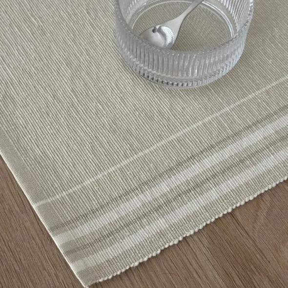 Vibeke Klint bordstablett neutral linje 33x48 cm white