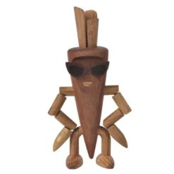 Woodies Camille Carrot träddekoration 13 cm ek